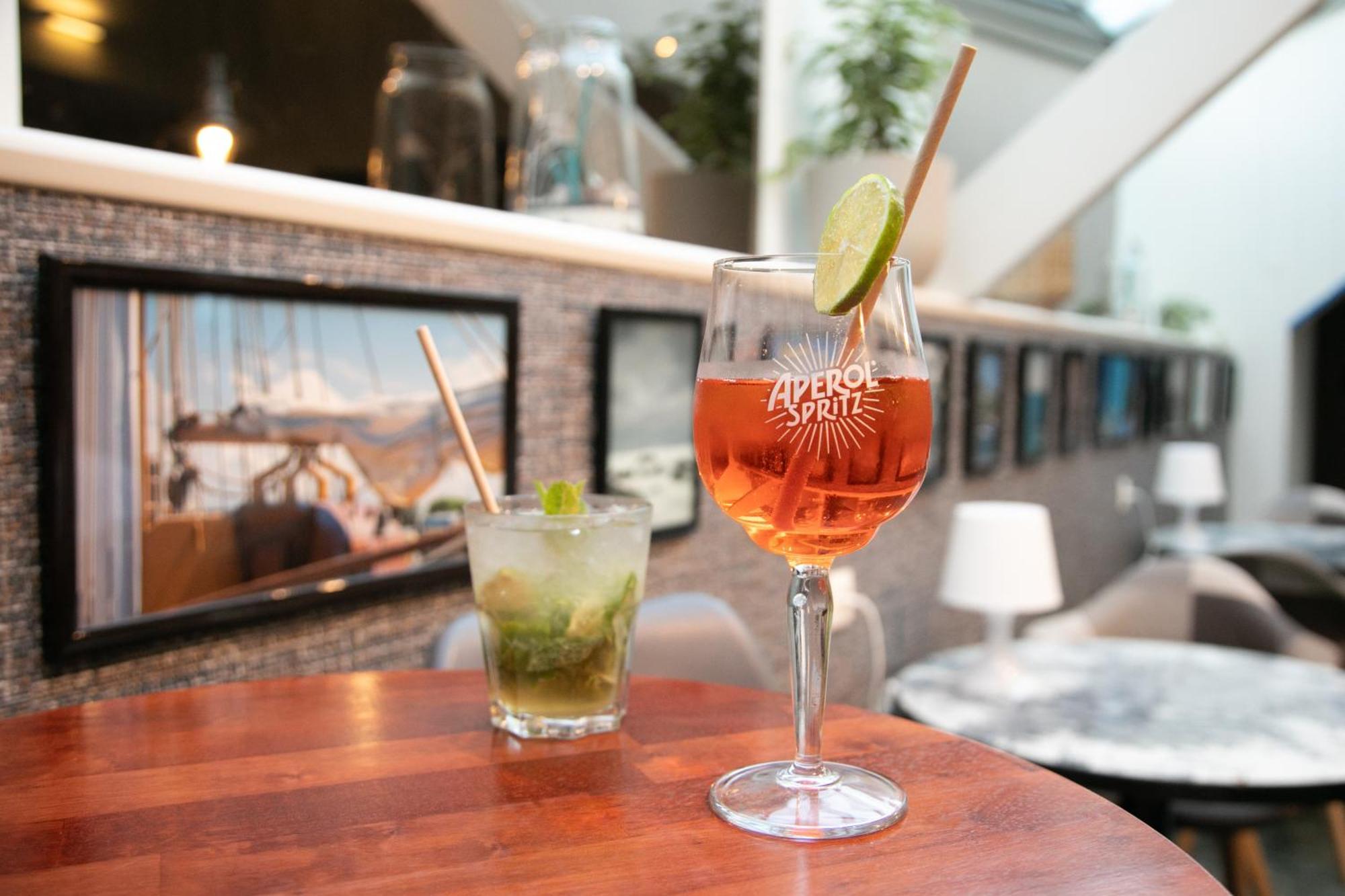 Logis, Hotel Au Chene Vert Plérin Екстериор снимка